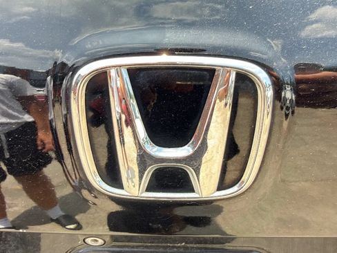 Used 2017 Honda Pilot Elite image 19
