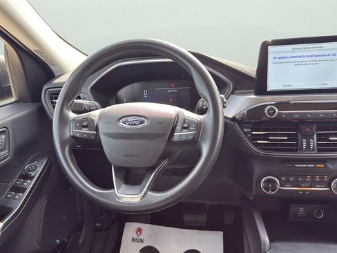 Used 2025 Ford Escape Active FWD image 12