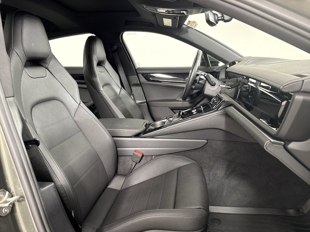 Certified 2026 Porsche Panamera 4 AWD/4WD image 24