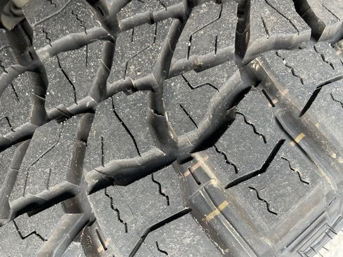 Used 2022 GMC Sierra 1500 AT4 w/ AT4 Premium Package image 37