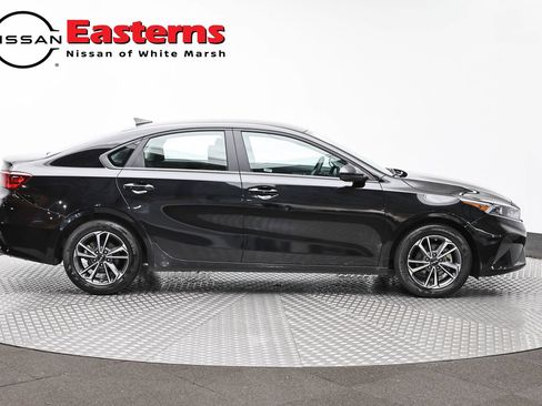 Used 2024 Kia Forte LXS FWD image 4