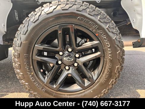 Used 2021 Chevrolet Silverado 1500 LT Trail Boss AWD/4WD image 17