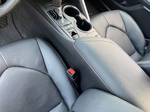 Used 2024 Toyota Camry XSE FWD image 19