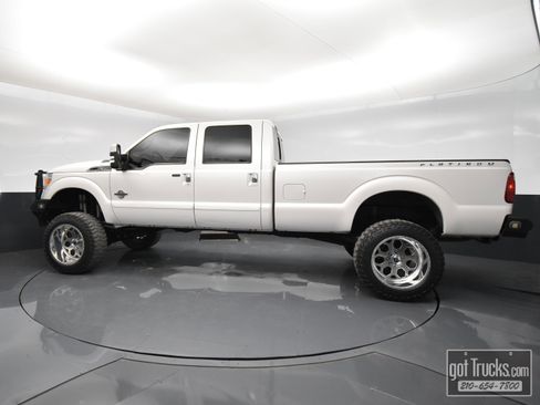 Used 2016 Ford F350 Platinum w/ FX4 Off-Road Package image 3