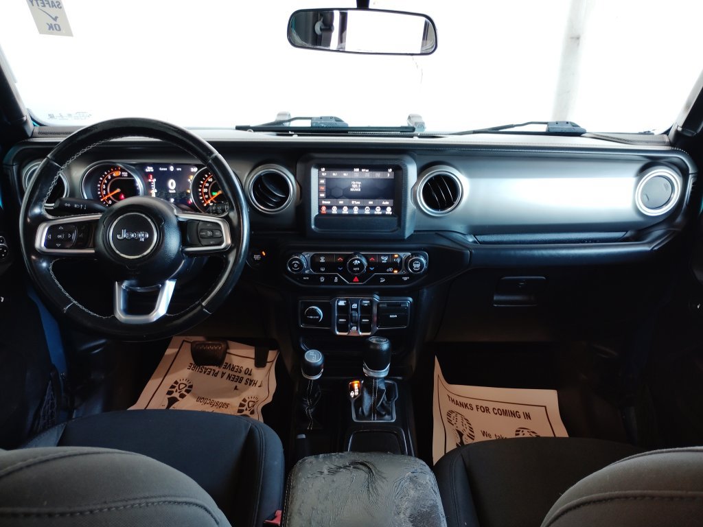 Used 2020 Jeep Wrangler Unlimited Sahara AWD/4WD image 36