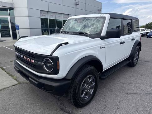 Used 2025 Ford Bronco Big Bend AWD/4WD image 2