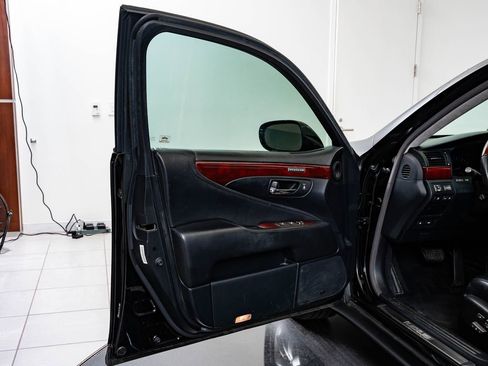 Used 2009 Lexus LS 460 L RWD image 26