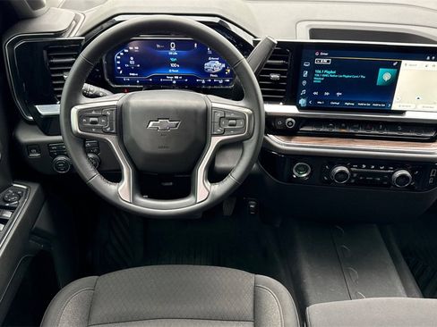 Used 2024 Chevrolet Silverado 1500 RST image 14