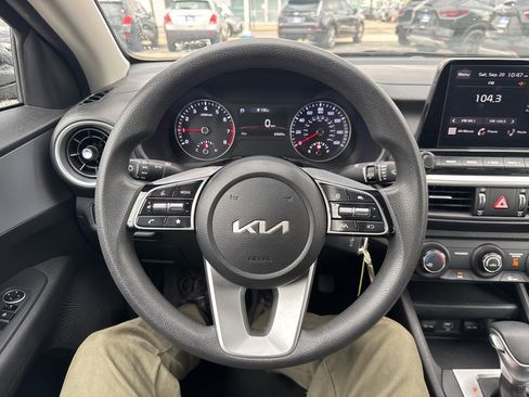 Used 2023 Kia Forte LXS image 23