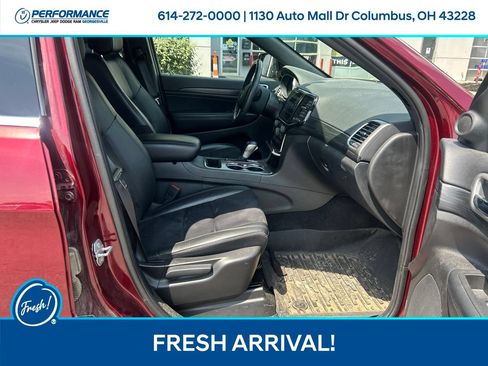 Used 2021 Jeep Grand Cherokee Laredo X AWD/4WD image 16