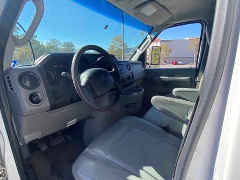 Used 2013 Ford E-450 and Econoline 450 Super Duty w/ PWR Locks & Windows Group RWD image 20