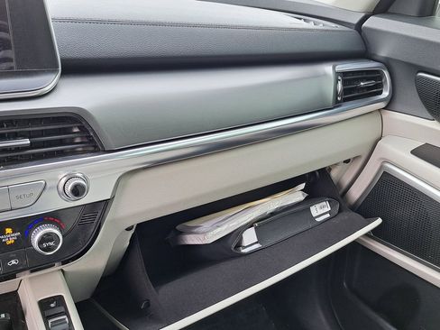 Used 2022 Kia Telluride S image 20