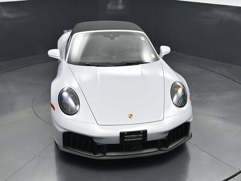 Certified 2025 Porsche 911 Targa 4 GTS AWD/4WD image 23