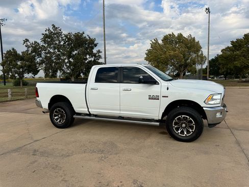 Used 2015 RAM 2500 SLT w/ Protection Group image 21