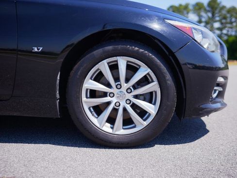 Used 2014 INFINITI Q50 Premium w/ Navigation Package AWD/4WD image 10