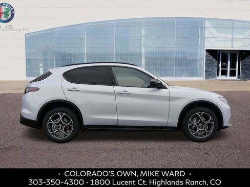 New 2025 Alfa Romeo Stelvio Sprint image 7