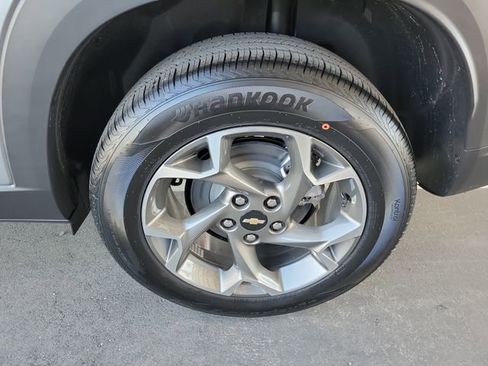 New 2026 Chevrolet Trax LT image 22