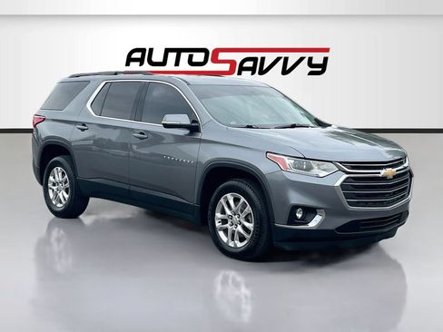 Used 2019 Chevrolet Traverse LT FWD image 1