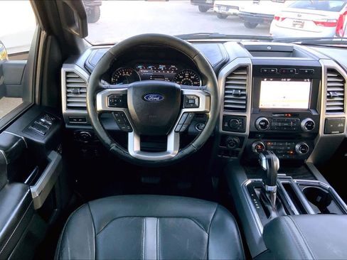 Used 2018 Ford F150 Platinum w/ Equipment Group 701A Luxury image 5