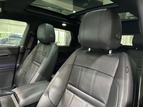 Used 2020 Land Rover Range Rover Evoque R-Dynamic SE AWD/4WD image 40