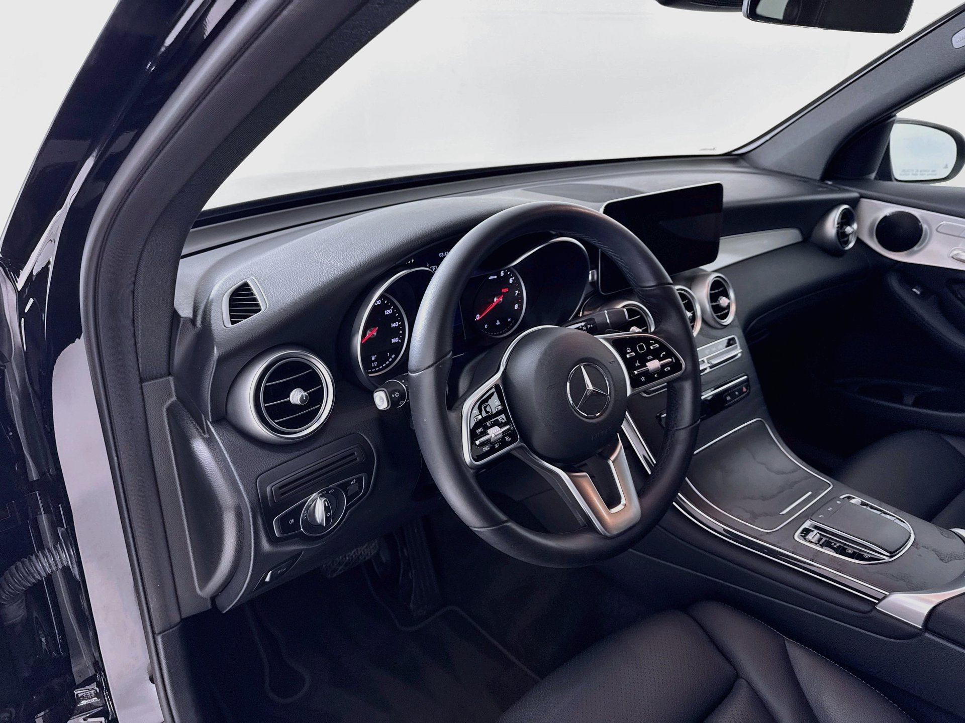 Certified 2022 Mercedes-Benz GLC 300 image 10