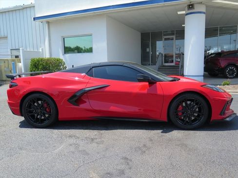 Used 2026 Chevrolet Corvette Stingray Preferred Conv w/ Z51 Performance Package RWD image 2