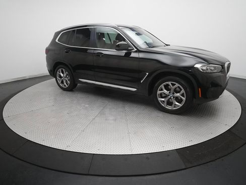 Used 2023 BMW X3 xDrive30i w/ Premium Package image 12