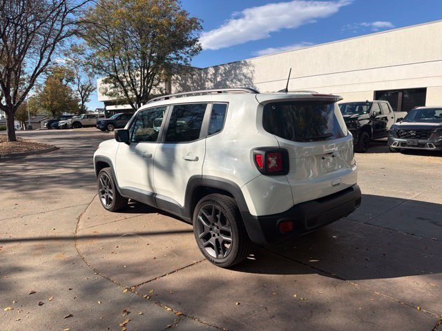 Used 2021 Jeep Renegade Latitude AWD/4WD image 4