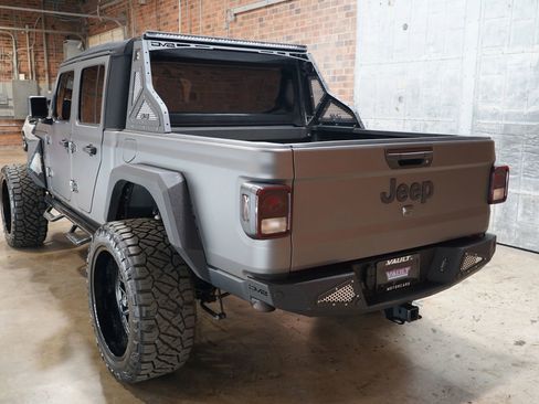 Used 2020 Jeep Gladiator Sport w/ Quick Order Package 24S AWD/4WD image 14