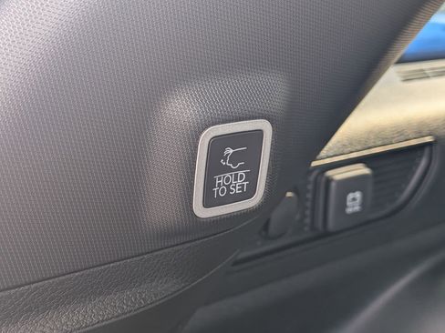 New 2026 Jeep Grand Cherokee Limited w/ Luxury Tech Group II RWD image 31