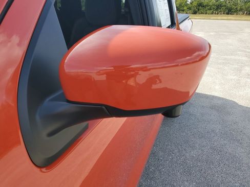 Used 2025 Nissan Frontier Pro-X w/ Pro Convenience Package image 21