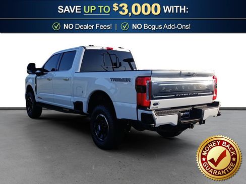 Certified 2025 Ford F250 Platinum w/ Platinum Plus Package AWD/4WD image 4