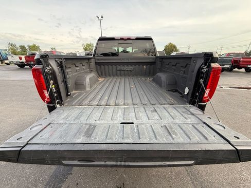 Used 2021 GMC Sierra 1500 AT4 w/ Technology Package AWD/4WD image 19