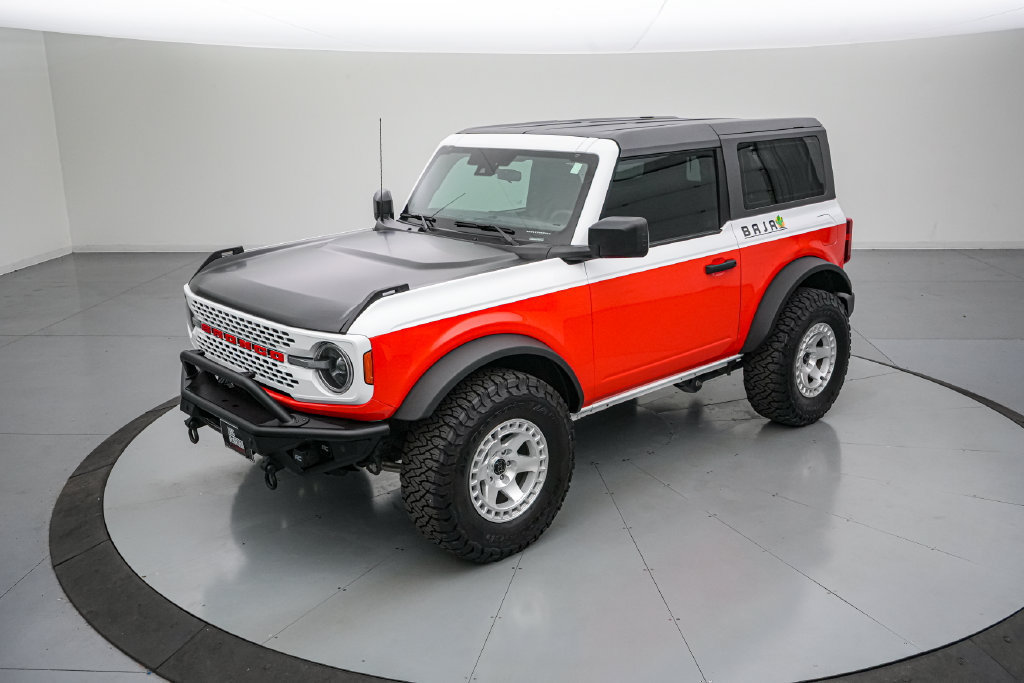Certified 2025 Ford Bronco 2-Door AWD/4WD image 8