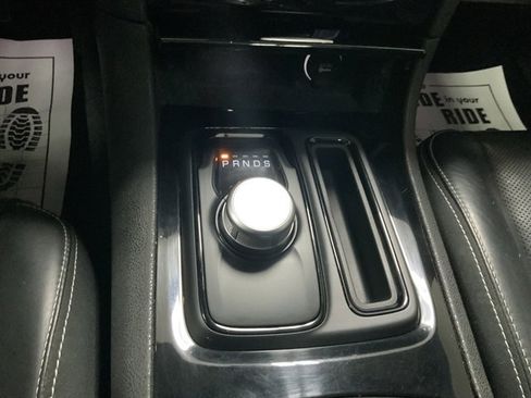 Used 2019 Chrysler 300 S w/ 300S Premium Group 2 image 39
