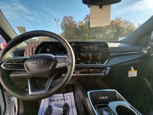 New 2026 Chevrolet Equinox LT w/ Convenience Package II image 20