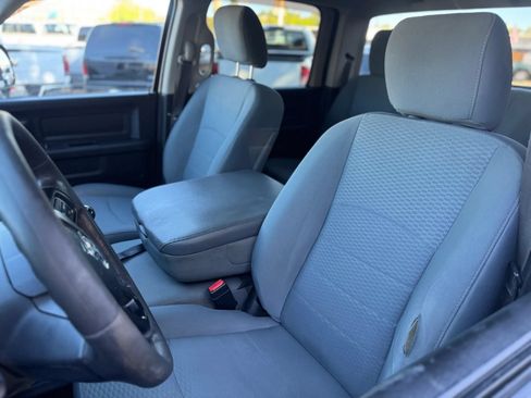 Used 2018 RAM 2500 Tradesman w/ Chrome Appearance Group AWD/4WD image 10