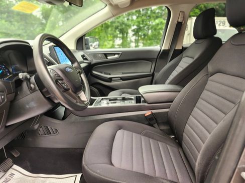 Certified 2022 Ford Edge SE w/ Black Appearance Package AWD/4WD image 18