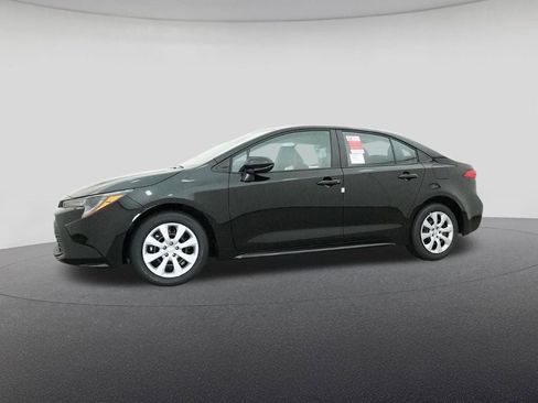 New 2026 Toyota Corolla LE image 18