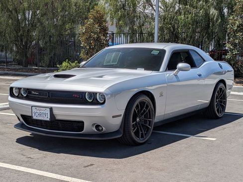 Used 2020 Dodge Challenger R/T Scat Pack w/ 1320 Plus Group RWD image 2