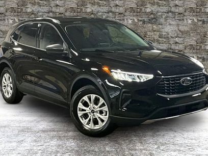 New 2026 Ford Escape Active w/ Cold Weather Package
