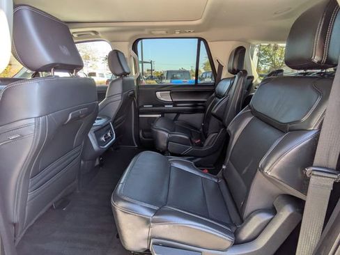 Used 2025 Ford Expedition Max Platinum image 14