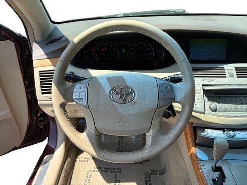 Used 2006 Toyota Avalon XLS FWD image 18
