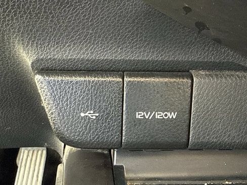Used 2023 Toyota Camry SE FWD image 21