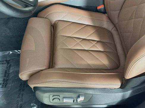 Certified 2025 BMW X5 xDrive50e w/ Parking Assistance Package AWD/4WD image 19