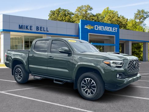 Used 2021 Toyota Tacoma TRD Sport w/ TRD Premium Sport Package AWD/4WD image 1