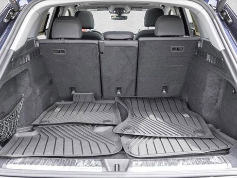 Certified 2025 Audi Q5 Premium w/ Convenience Package AWD/4WD image 23