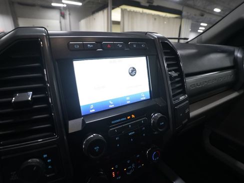 Used 2022 Ford F250 XLT w/ XLT Premium Package AWD/4WD image 6