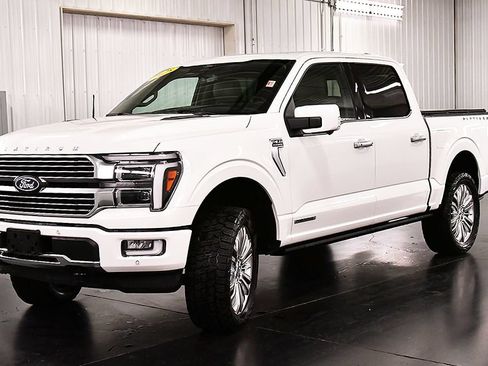 Used 2025 Ford F150 Platinum w/ Equipment Group 703A Plus AWD/4WD image 3