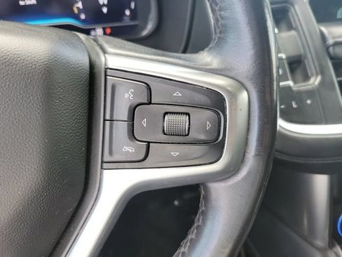 Certified 2022 Chevrolet Suburban LT AWD/4WD image 17